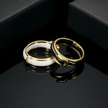 Unikalaus Stiliaus, Juodos Ir Baltos Spalvos 2 Spalvos Keraminiai Žiedai Aukso Metalo Aplinkinių 