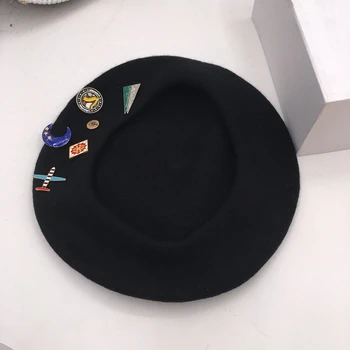 Europoje ir emblema nauja fondo 2019 m. rudenį, žiemą medžiaga beretė Britų mados moterų dailininko bžūp moliūgų skrybėlę